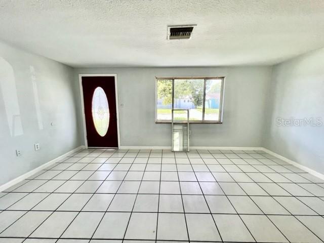 Building Photo - 3137 Kilburn Rd