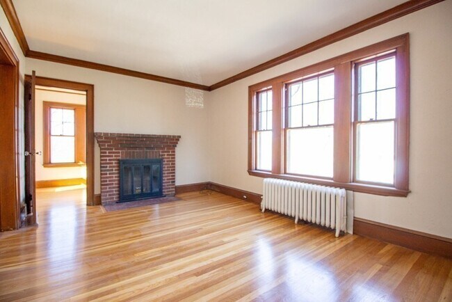 Building Photo - 38 Hayes St