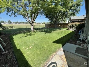 Building Photo - 12281 W Hickory Dr