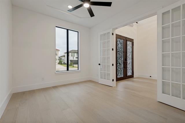 Building Photo - 11870 Cherrydale Dr