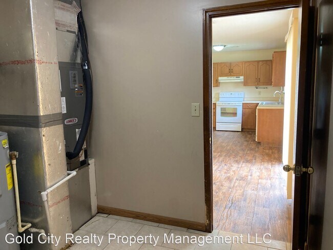 Building Photo - 3 br, 2 bath House - 932 Austin Drive