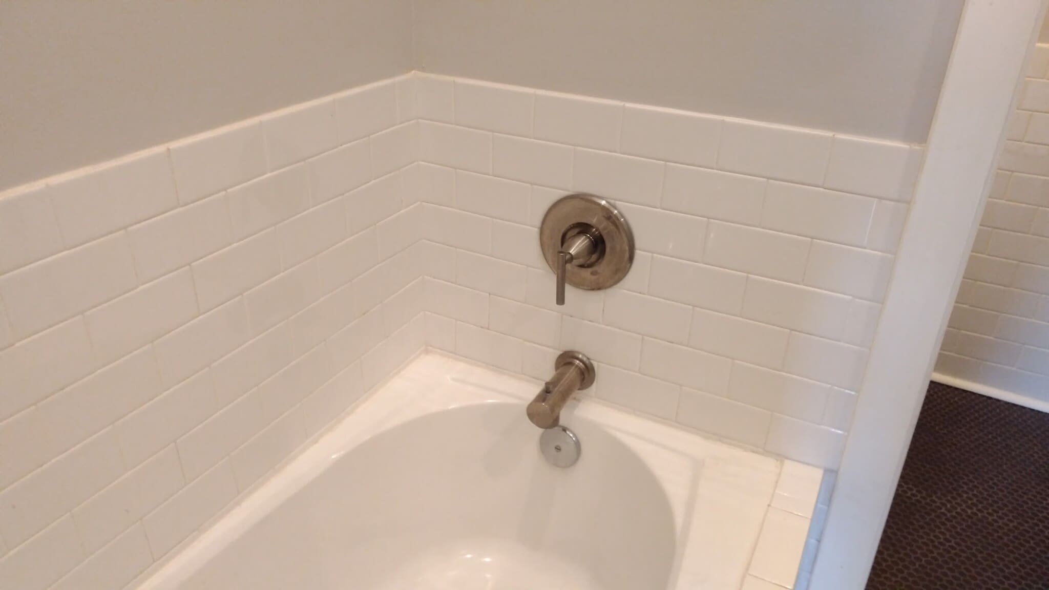Master Bath - soaking tub - 100 W Market St