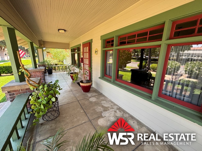 Building Photo - Prime Riverside Location in Wood Streets A...
