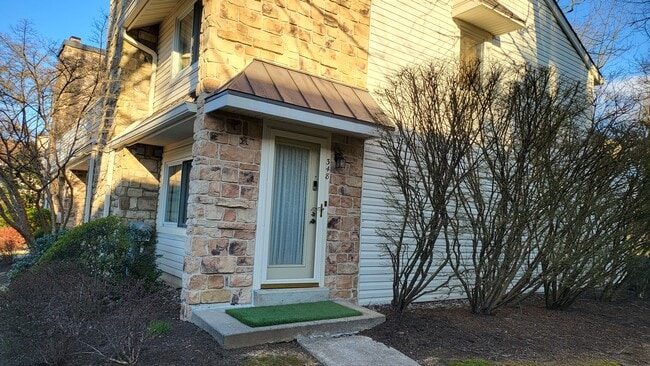 Building Photo - 348 New Market Ct