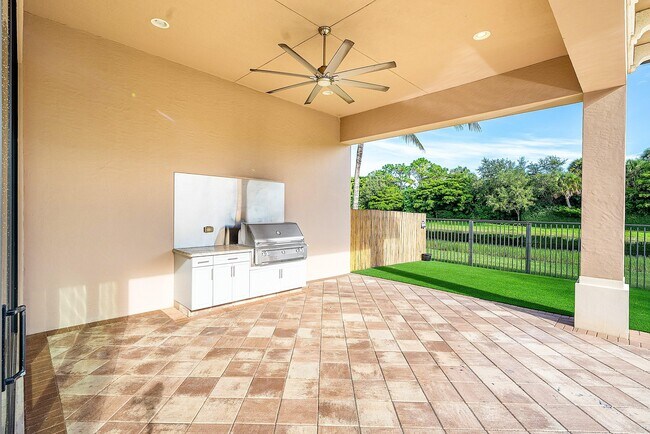 Building Photo - 9599 Moritz Way