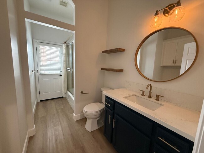 Building Photo - Stunning Silver Oak Ranch Home!