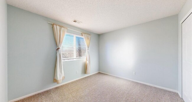 Building Photo - 6898 W Rockland Pl