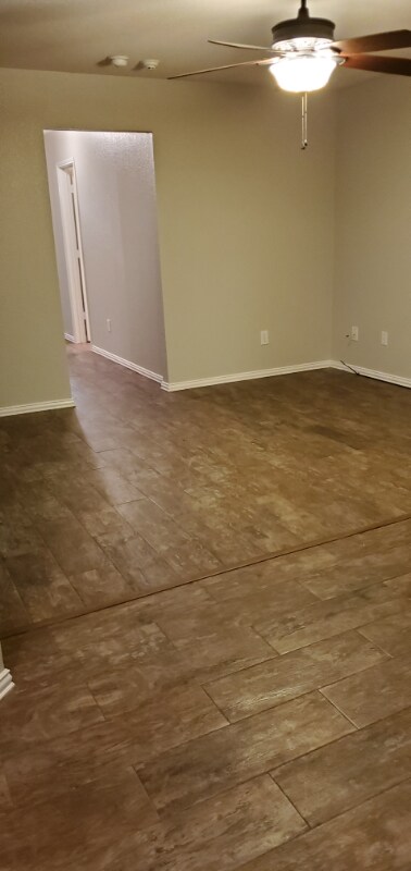 Building Photo - 1437 Pine Ln