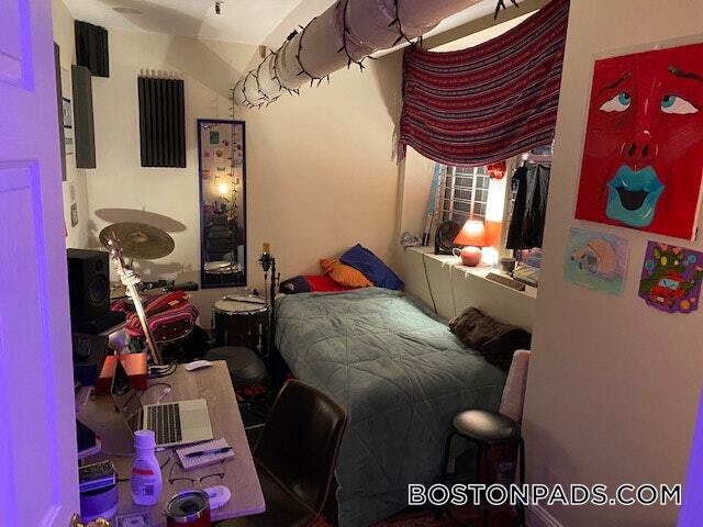 Building Photo - 38 Hemenway St