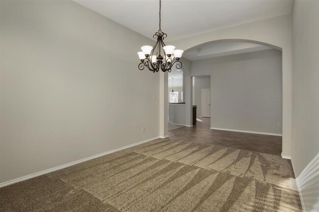 Building Photo - 26007 Waldridge Dr
