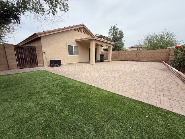 Building Photo - 11915 W Rosewood Dr