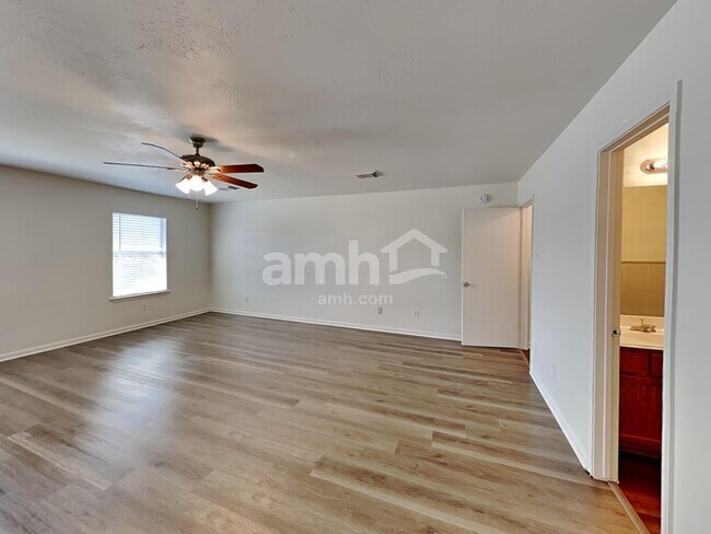 Building Photo - 20610 Cedar Rain Dr