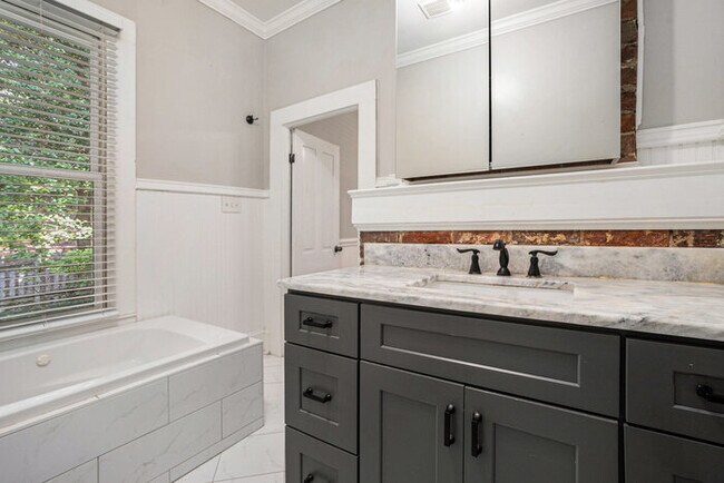 Building Photo - 2891 Macaw St NW