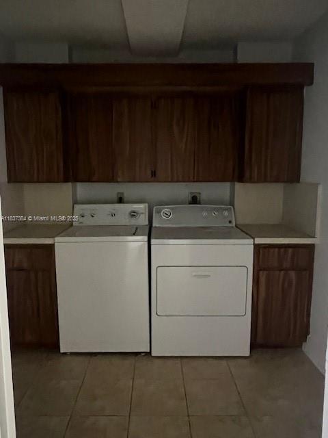 Building Photo - 1715 Whitehall Dr