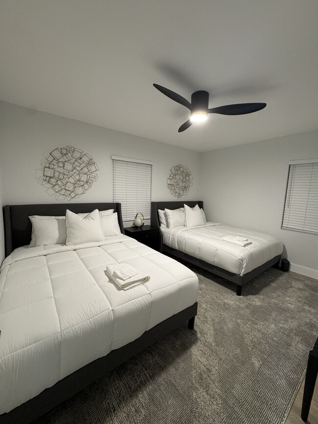 Building Photo - 1617 NW 7th Terrace