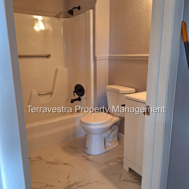 Building Photo - Rare Vineland 3 Bedroom Home. Eligible for...