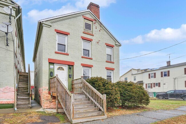 Building Photo - 51 Dwight St