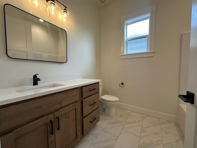 Building Photo - Beautiful 3bed, 2bath, 1,627sq.ft. home in KUNA