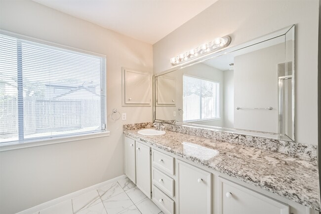 Building Photo - 11826 Cedar Pass Dr