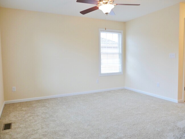 Building Photo - 747 Old Graves Mill Rd