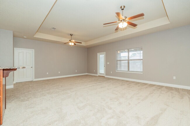 Building Photo - 406 Pendo Pl