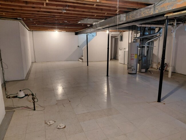 Building Photo - 33890 Hunter Ave