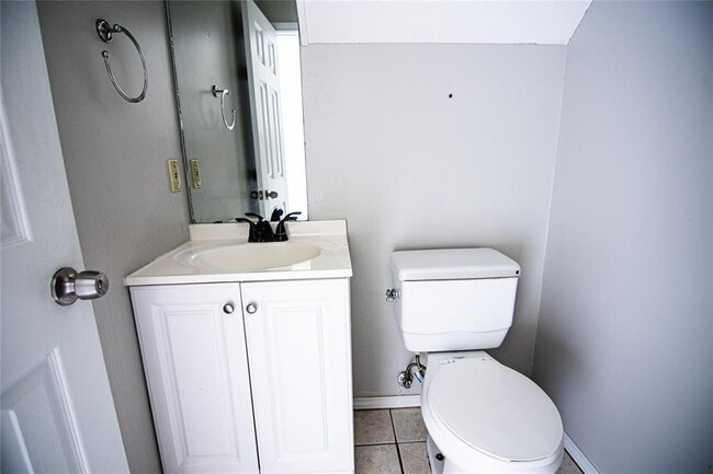 Building Photo - 8807 Springmail Cir