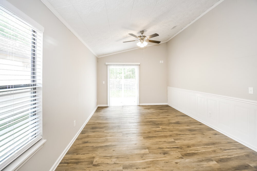 Building Photo - 1283 Independence Dr