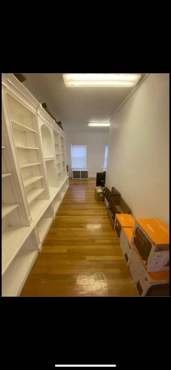 Building Photo - 30 Fayette St