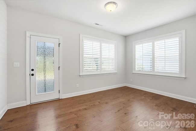 Building Photo - 6532 Wildbrook Dr