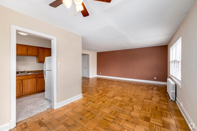 Interior Photo - Castle Manor Apartments