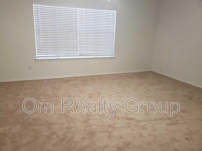 Building Photo - 2119 Ruffian Ln