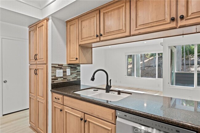 Building Photo - 22317 Vista Verde Dr