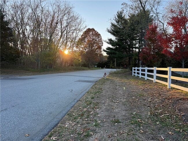 Building Photo - 25 Franklin Rd