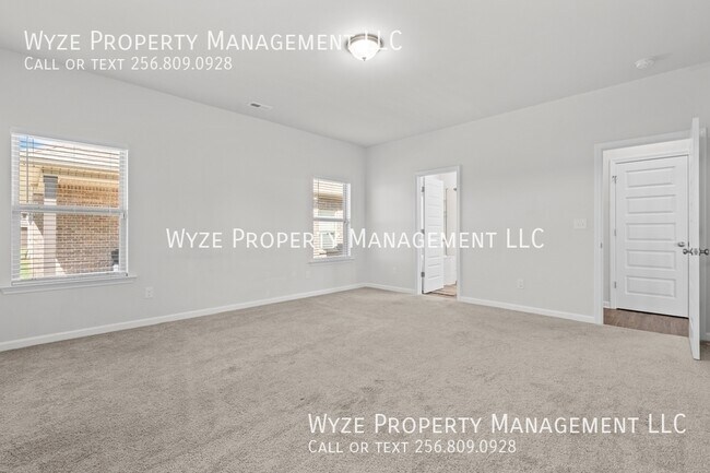 Building Photo - 283 Shubert Dr