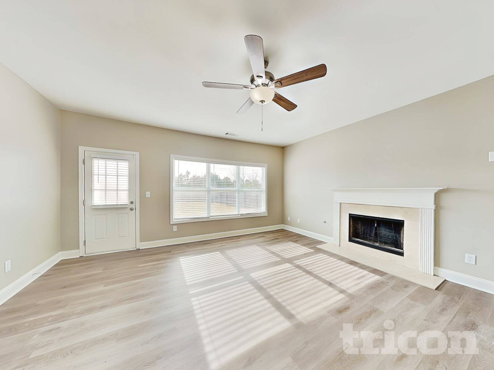 Building Photo - 905 Southfork Dr