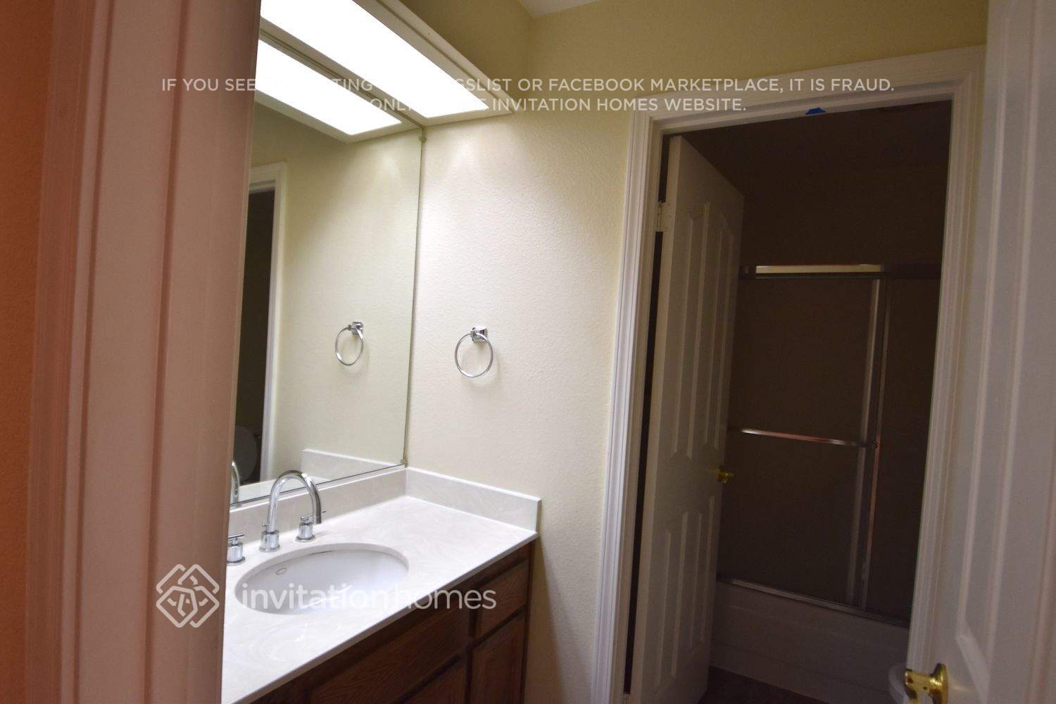 Building Photo - 4836 Georgia St