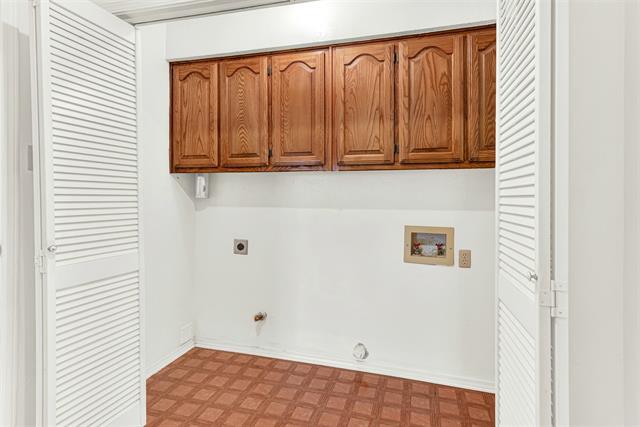 Building Photo - 2713 Pinery Ln