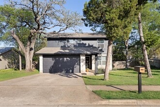 Building Photo - 7909 Manassas Dr