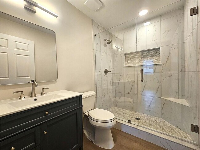 Building Photo - 2270 Newport Landing