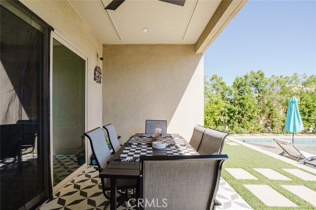 Building Photo - 11743 Canoga Ave