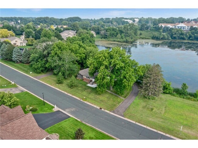 Building Photo - 1435 Englert Rd