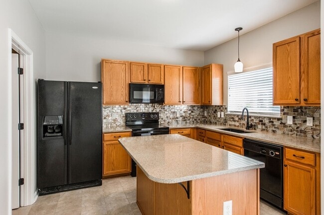 Building Photo - 133 Cabin Branch Cir