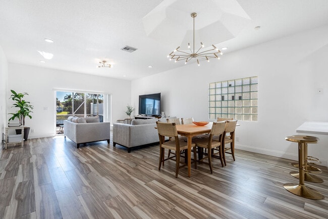 Building Photo - 2616 San Andros