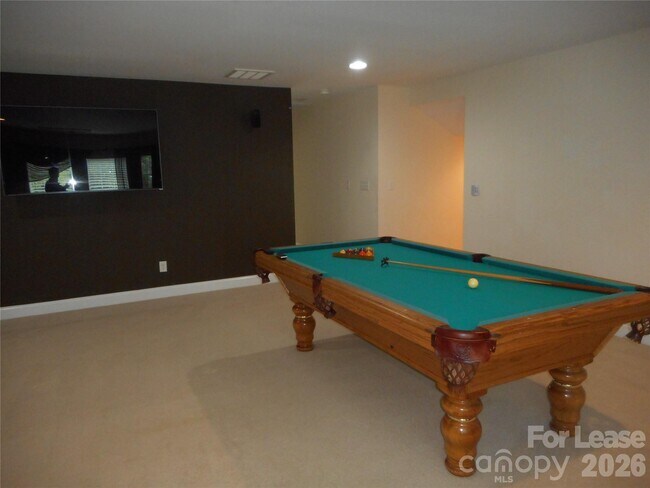 Building Photo - 9628 Daufuskie Dr
