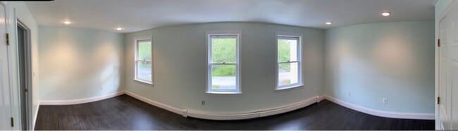 Building Photo - 13 Stanorm Dr