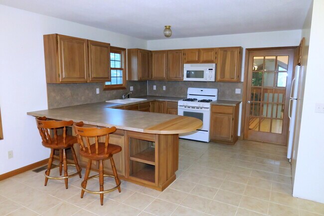 Building Photo - 13 Ems D9 Ln