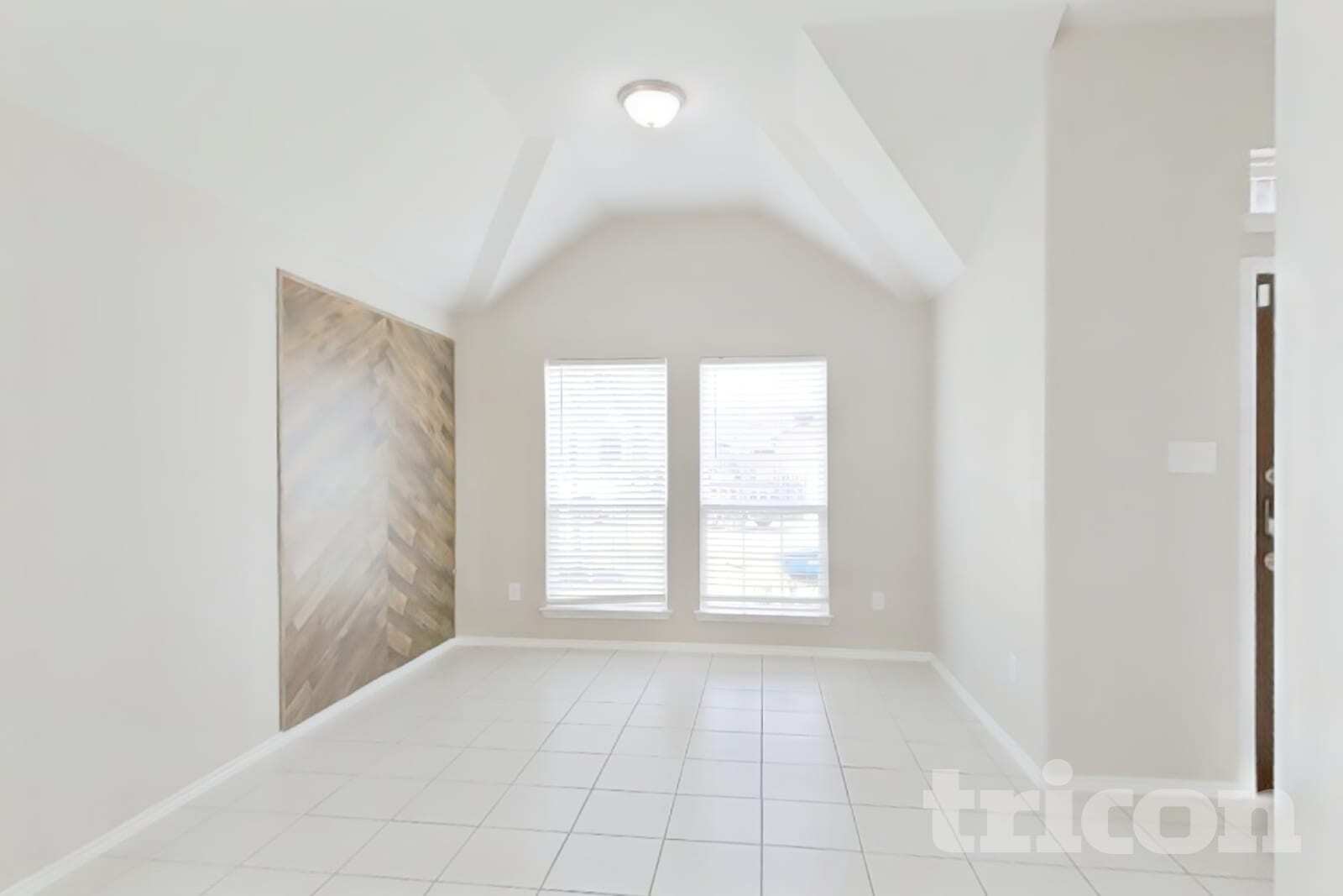 Building Photo - 13702 Sun Bear Ct