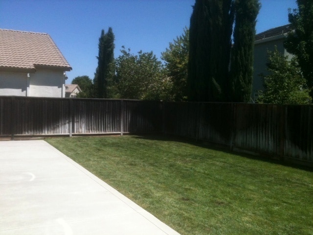 Building Photo - 4 BR | 2.5 Bath | 2090 SF | Tenants Pay $1...