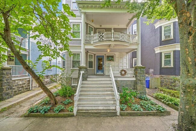 Building Photo - 22 Trescott St